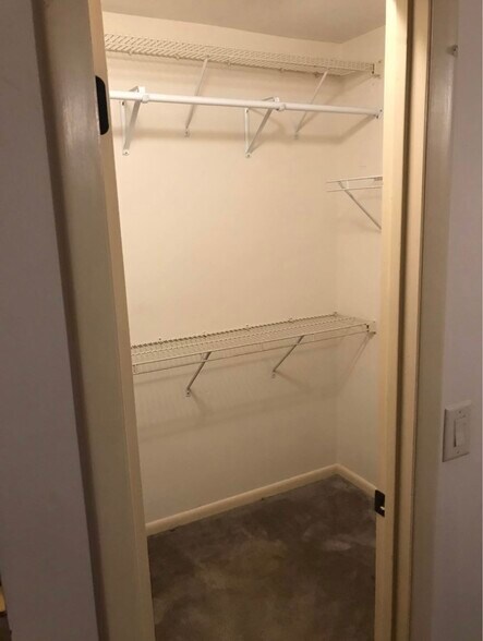 Primary Bedroom Closet - 2110 NE 38th Ave