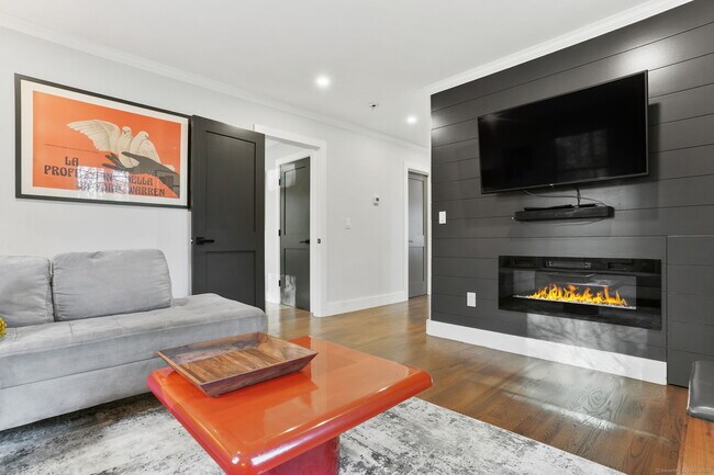 Building Photo - 58 Big Trail