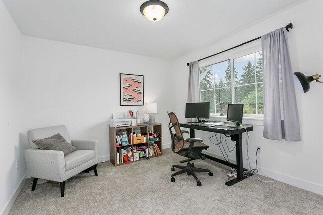 Building Photo - 10412 87th Ave Ct SW