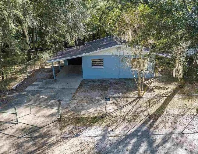 Building Photo - 2015 NW 35th Ave