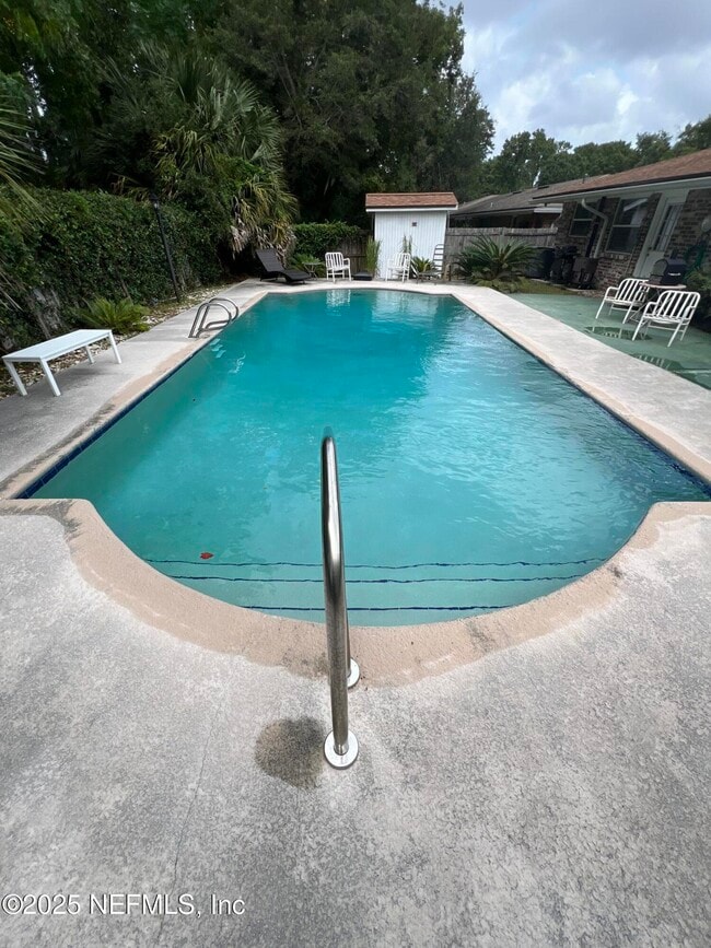 Building Photo - 6812 Caballero Dr