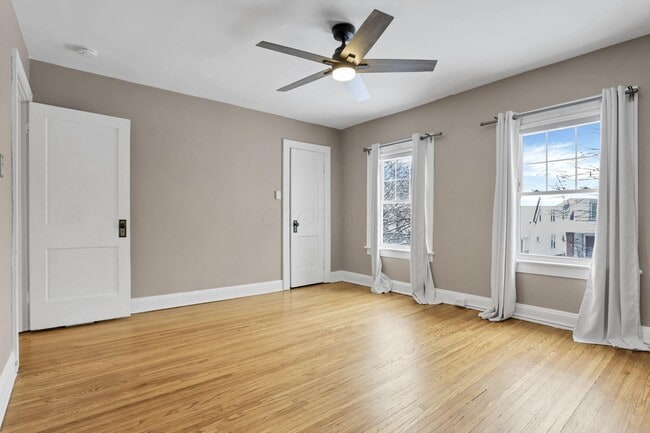 Building Photo - 47 W Weber Rd