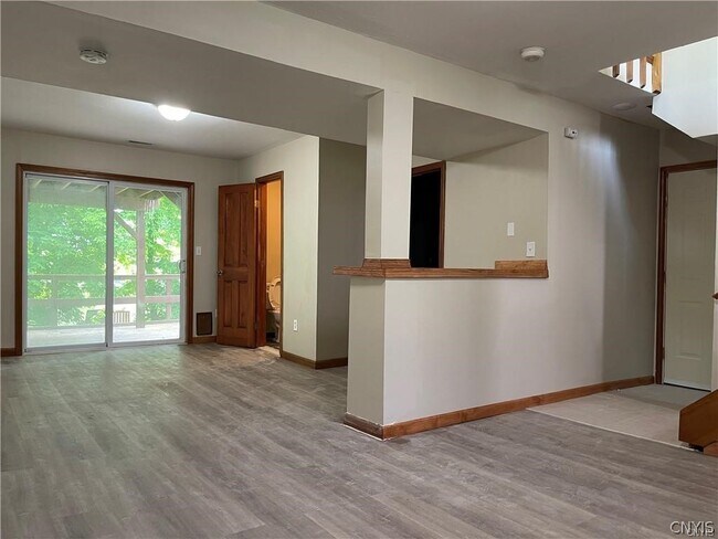 Building Photo - 134 Sunhill Terrace