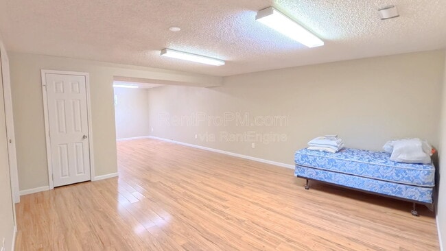 Building Photo - 3209 White Elm Ct