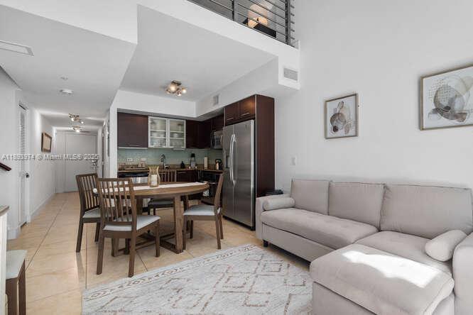 Building Photo - 41 SE 5th St