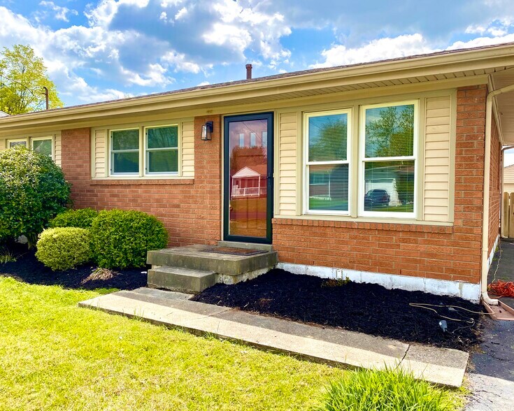 Building Photo - 6300 Hackberry Way