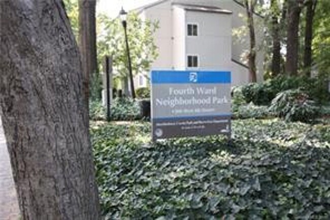 Building Photo - 1st Floor unit in Fourth Ward
