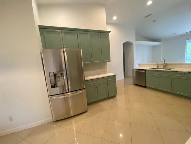 Building Photo - 11744 Holly Creek Dr