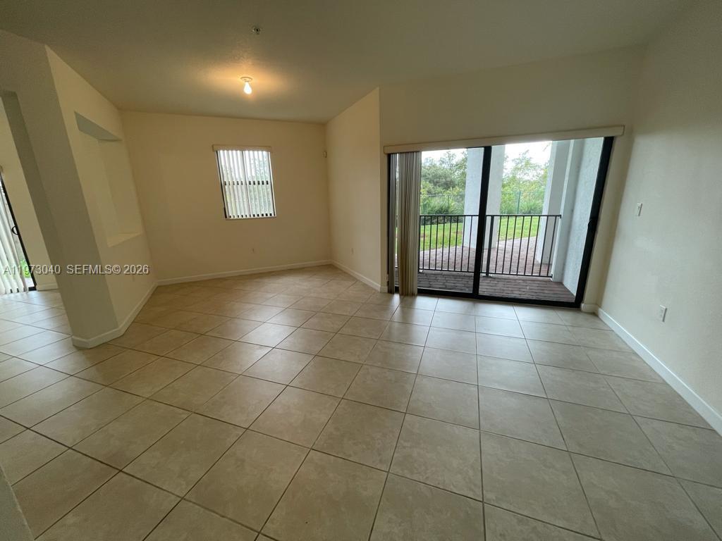 Building Photo - 10600 NW 88th St