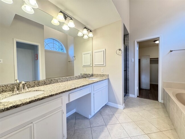 Building Photo - 4510 Colony Hills Dr