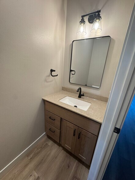 1/2 bath - 325 Wilder Rd