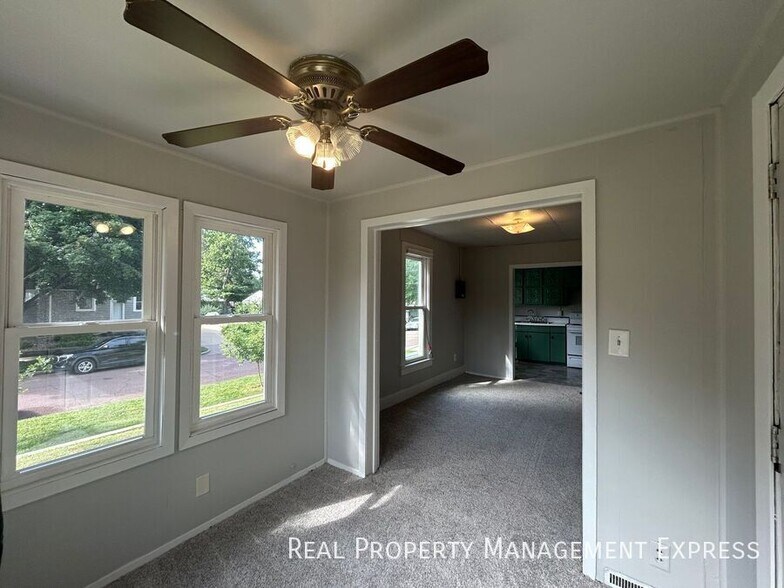 Primary Photo - 1 Bedroom 1 Bathroom Unit in Sioux Falls