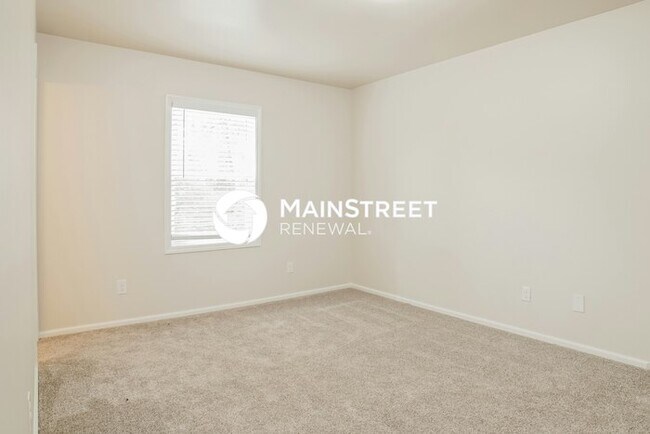 Building Photo - 5 Bedroom Pet-Friendly Home in Winston-Salem, NC with Main Street Renewal