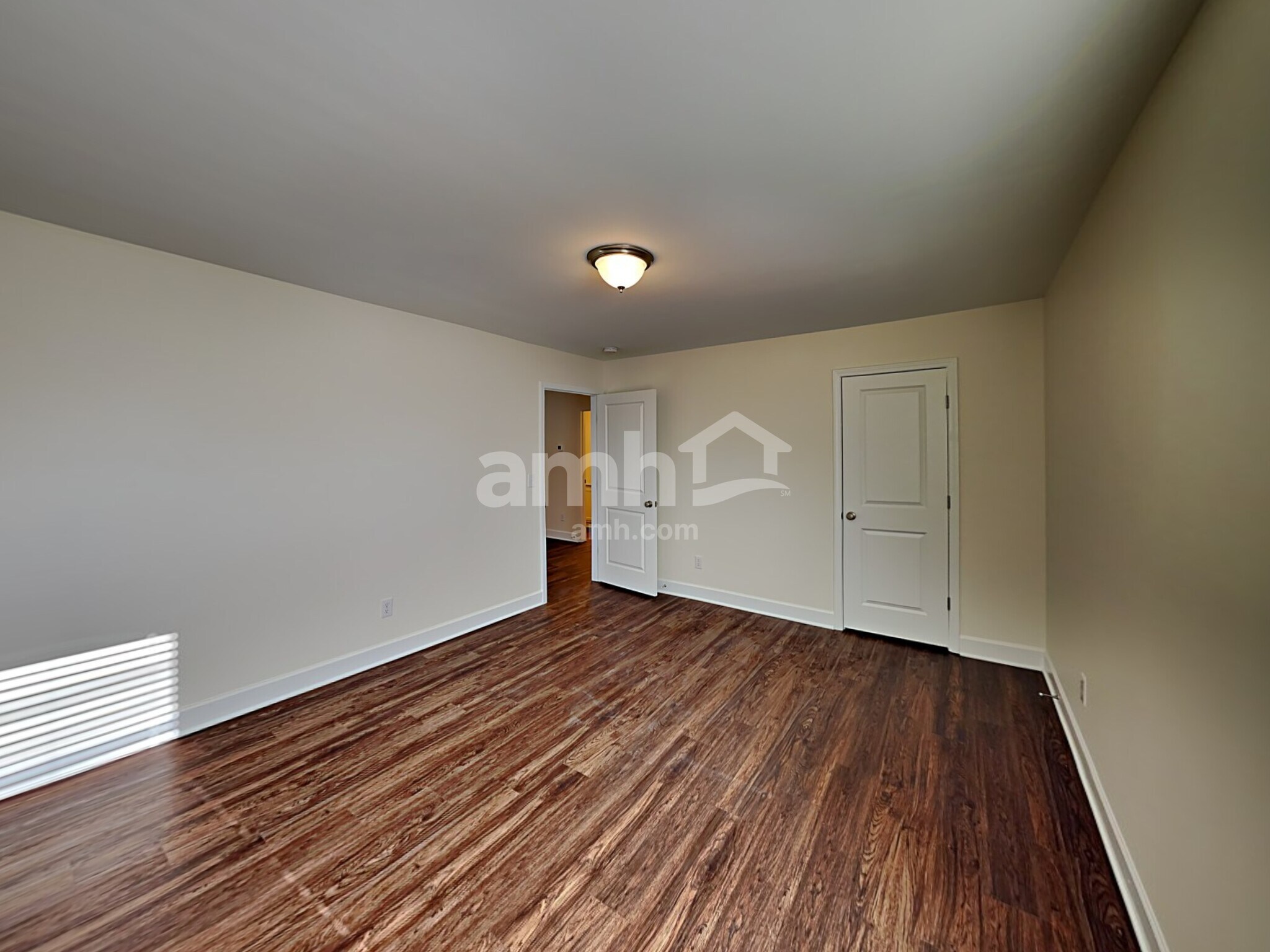 Building Photo - 4724 Chutney Dr