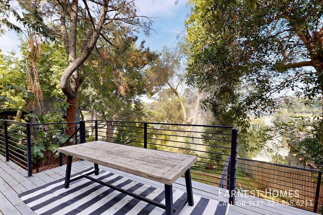 Building Photo - 3424 Oak Glen Dr