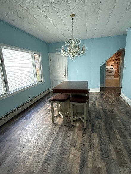 Building Photo - 70 Reservation St