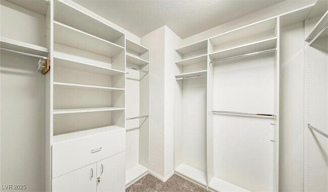 Building Photo - 1029 Via Gandalfi