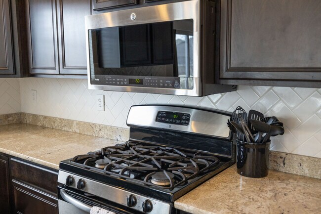 Building Photo - 3857 Ivey Ranch Rd