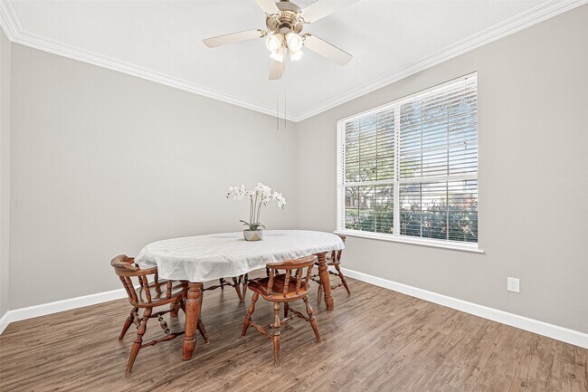 Building Photo - 14015 Wheatbridge Dr