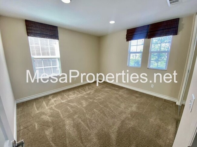Building Photo - 16215 Compass Ave