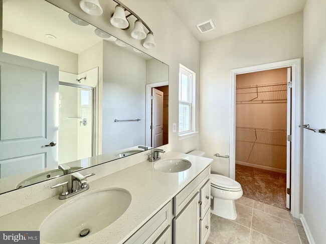 Building Photo - 9366 Tanfield Dr