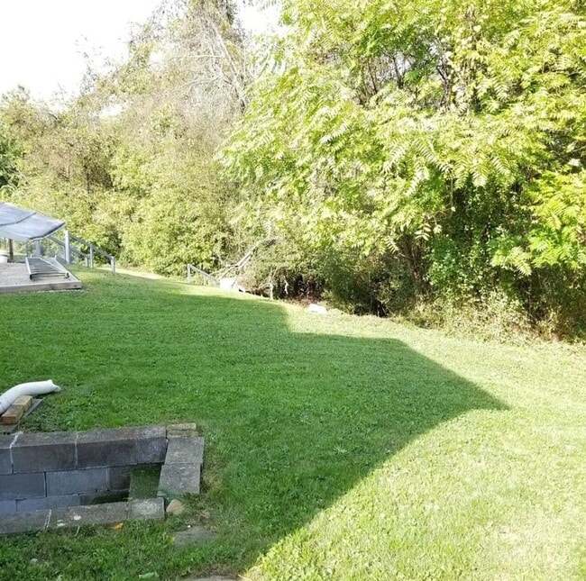 Building Photo - Charming 3BR House in Clairton