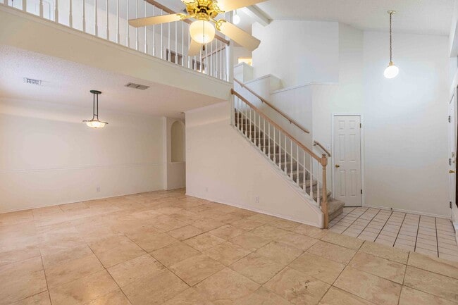 Building Photo - 14215 Spotted Cedar