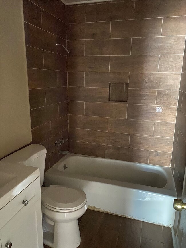 Building Photo - 760 Cline St