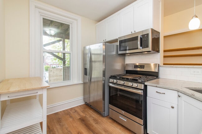 Building Photo - 328 W Front St