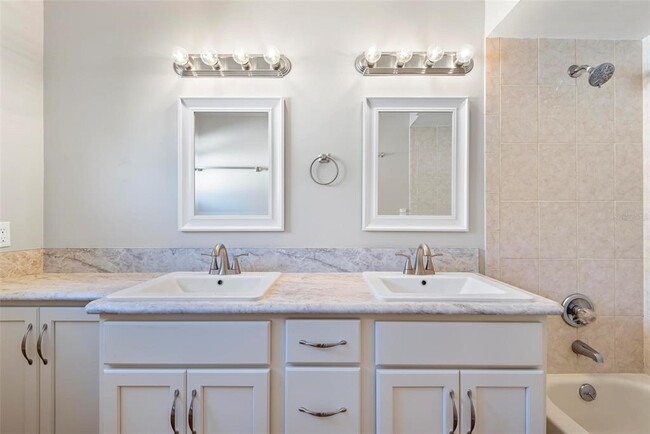 Building Photo - 12 Blairmore Pl
