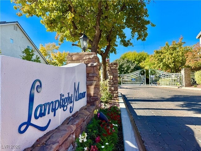 Building Photo - 5524 Ivy Side Ave