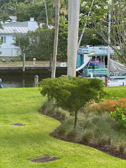 Building Photo - 1201 River Reach Dr