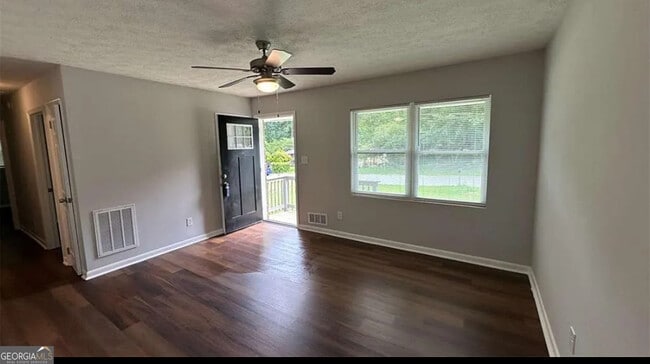 Building Photo - 38 Royce Dr