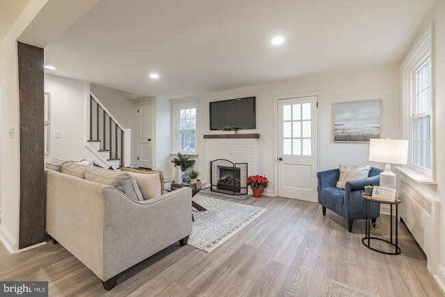 Building Photo - 115 Beech Rd