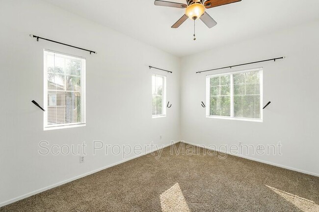 Building Photo - 26380 Arboretum Way