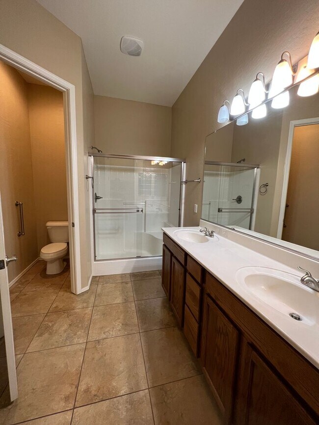 Building Photo - Two Bedroom + Office Patio Home in Granville