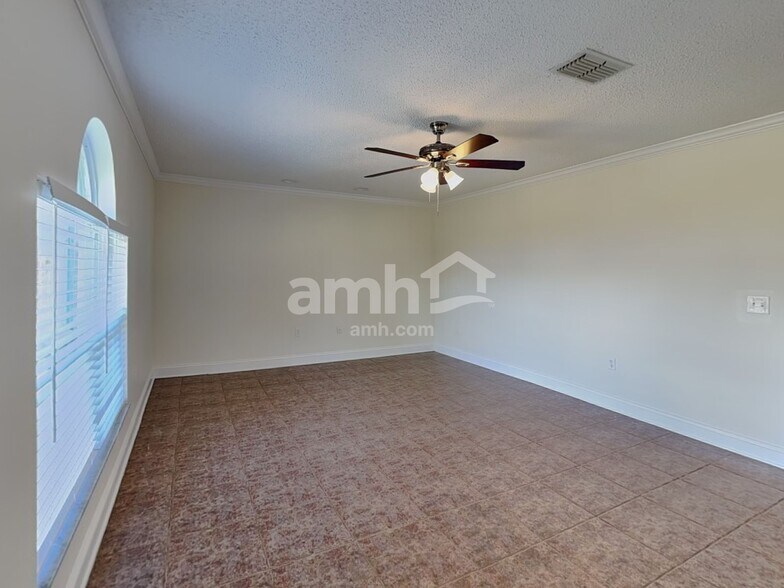 Building Photo - 4315 Stonefield Dr