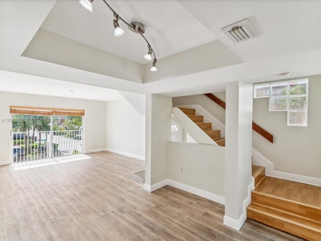 Building Photo - 390 NW 86th Pl