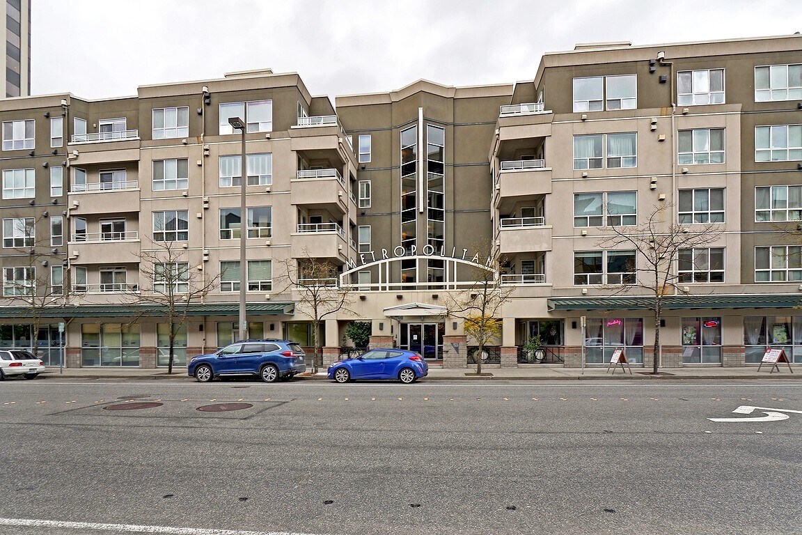 Building Photo - 925 110th Ave NE