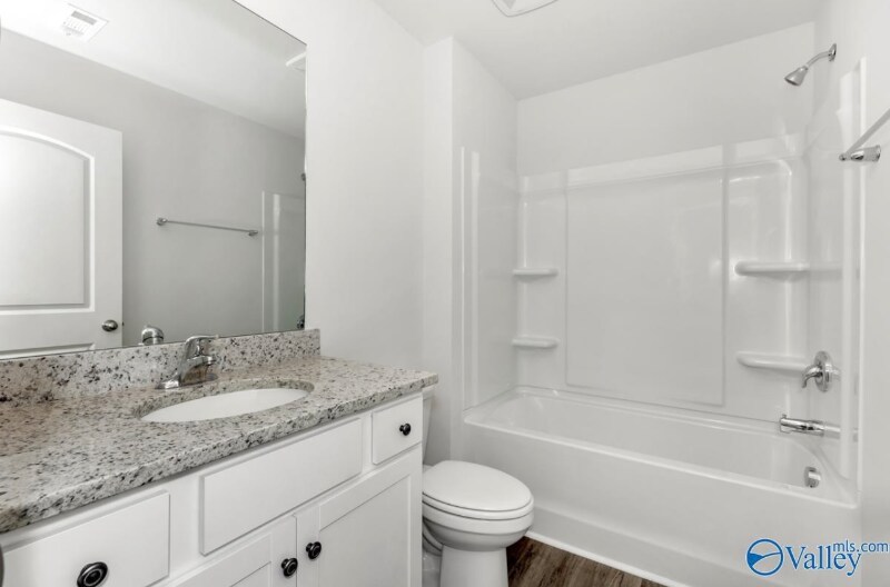 Building Photo - 217 Bay Pine Dr