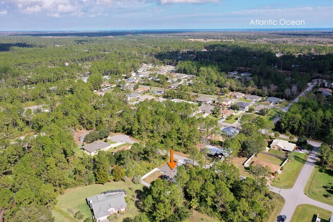 Building Photo - 5 Seabury Pl