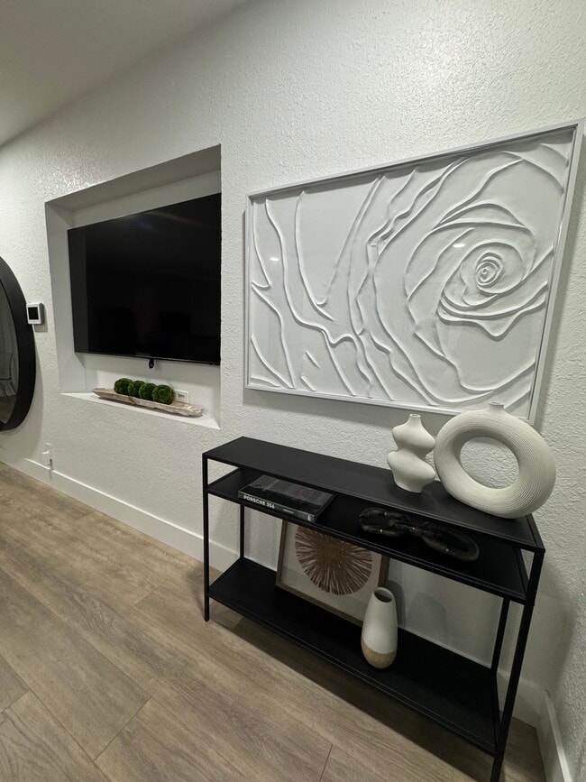 Building Photo - 1617 NW 7th Terrace