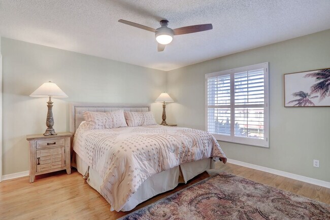 Building Photo - 1501 Chesapeake Ave