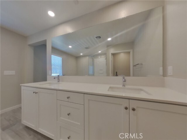 Building Photo - 28205 Cookhouse Ln