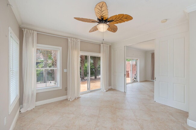 Building Photo - 272 Calusa Blvd