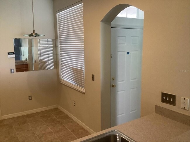 Building Photo - 10035 Tranquility Way