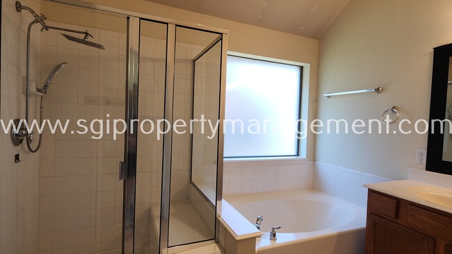 Building Photo - 126 Beacon Hill Ln