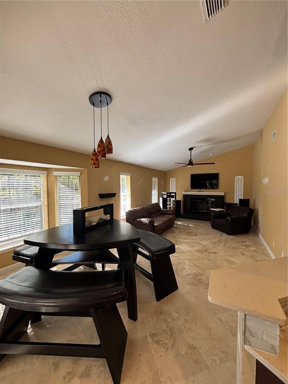 Building Photo - 3511 Fox Lake Dr