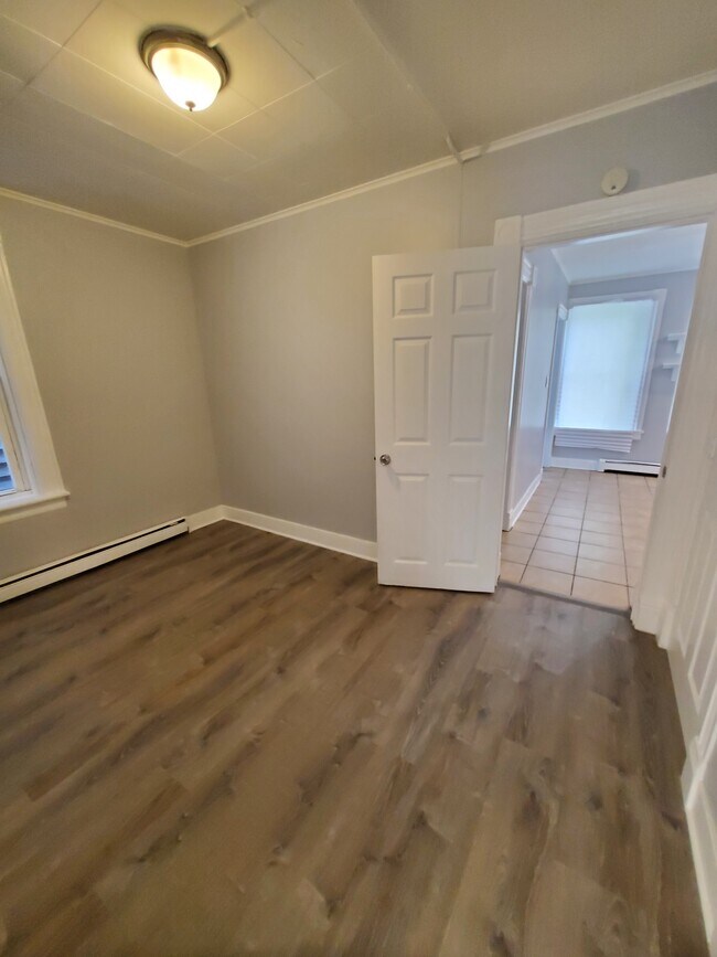 Building Photo - 85 Mill St