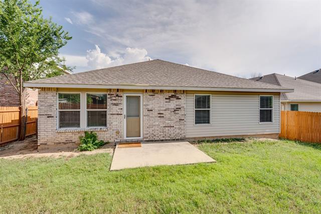 Building Photo - 1901 Foxfield Way